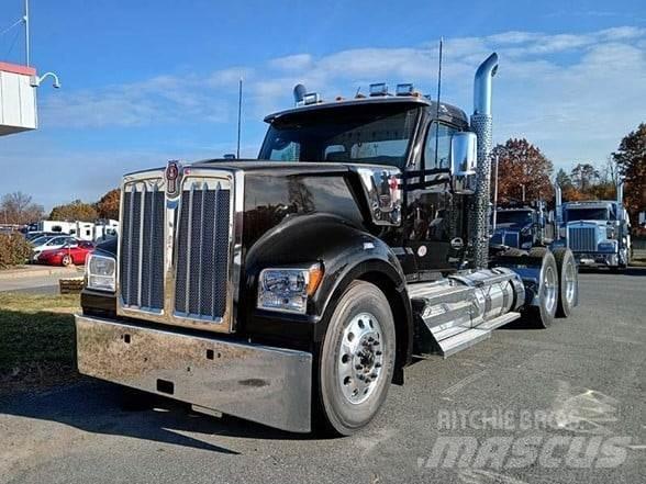 Kenworth W990 트랙터 유닛