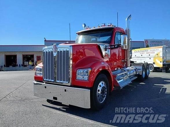 Kenworth W990 트랙터 유닛