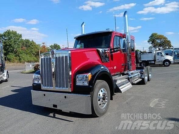 Kenworth W990 트랙터 유닛