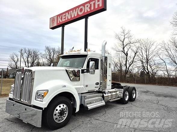 Kenworth W990 트랙터 유닛