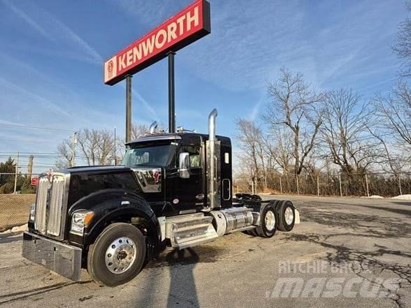Kenworth W990 트랙터 유닛