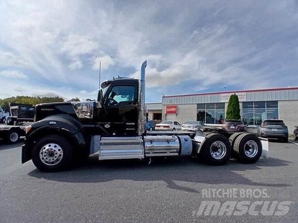 Kenworth W990 트랙터 유닛