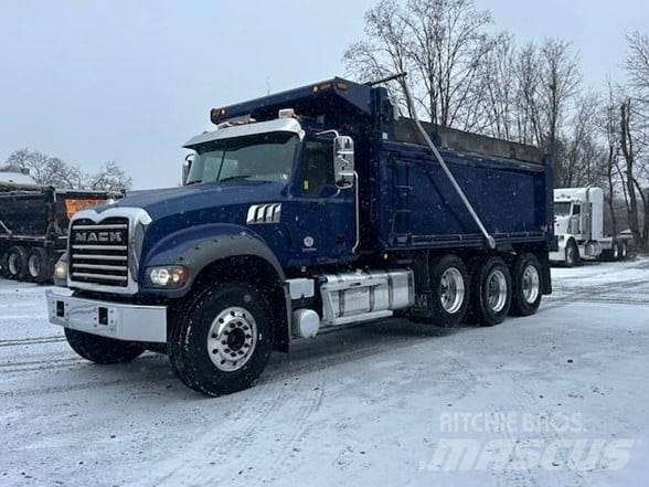 Mack GRANITE 64FR 덤프 트럭