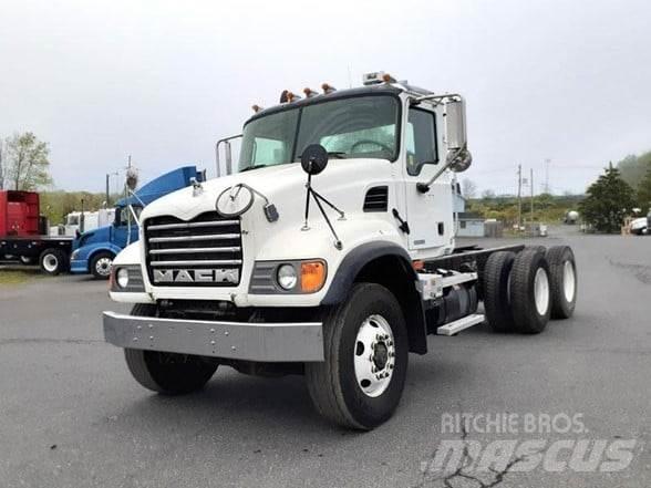 Mack GRANITE CV713 새시 운전실 트럭