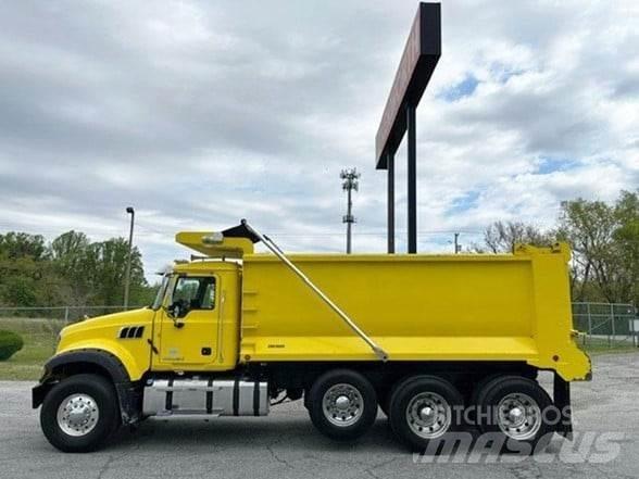 Mack GRANITE GU713 덤프 트럭