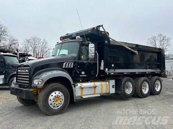 Mack GRANITE GU713 덤프 트럭