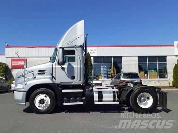 Mack PINNACLE CXU612 트랙터 유닛