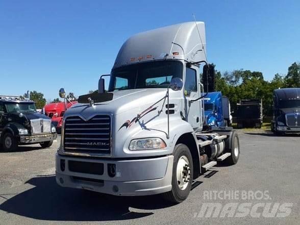 Mack PINNACLE CXU612 트랙터 유닛