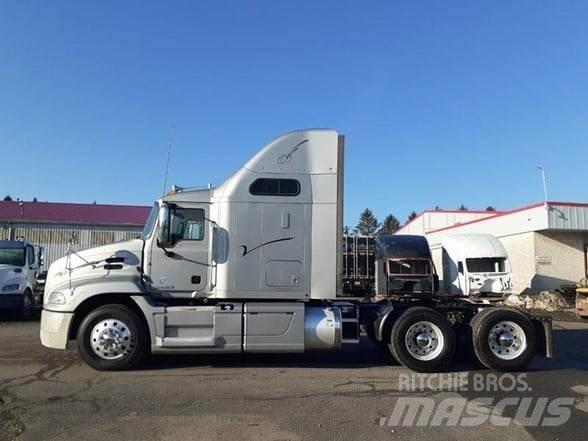 Mack PINNACLE CXU613 트랙터 유닛