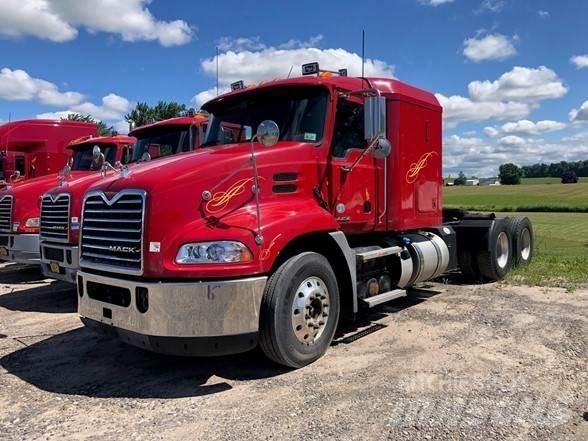 Mack PINNACLE CXU613 트랙터 유닛