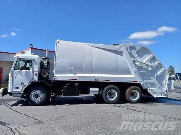 Peterbilt 320 폐기물 수거 트럭