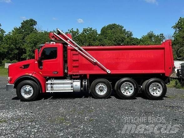 Peterbilt 567 덤프 트럭