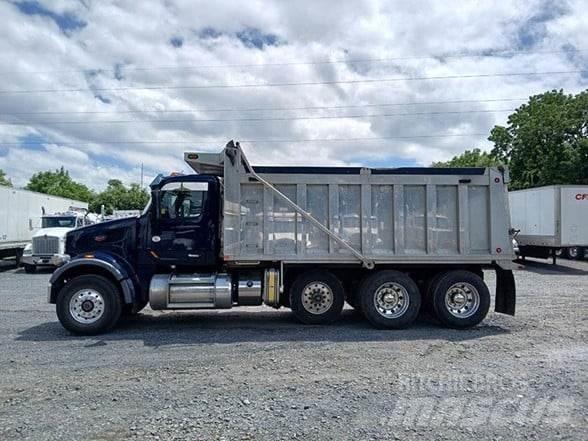 Peterbilt 567 덤프 트럭