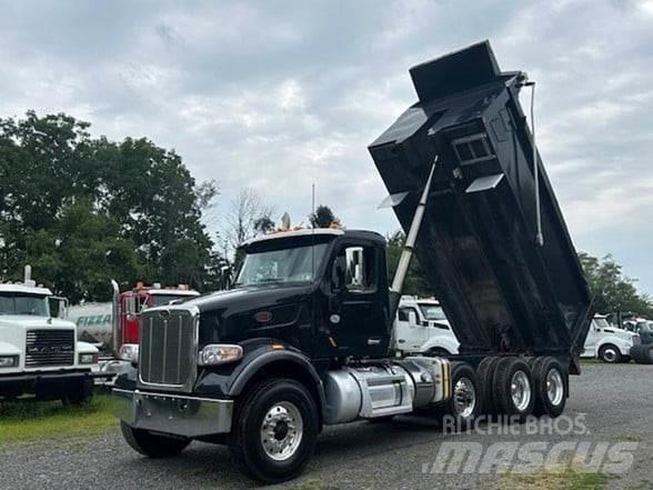 Peterbilt 567 덤프 트럭