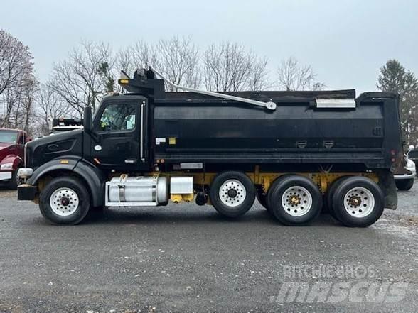 Peterbilt 567 덤프 트럭