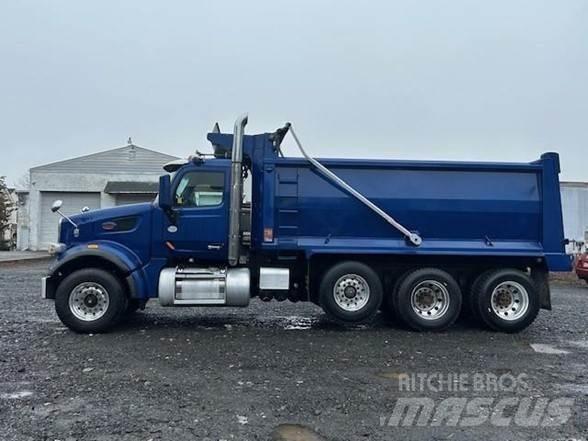 Peterbilt 567 덤프 트럭