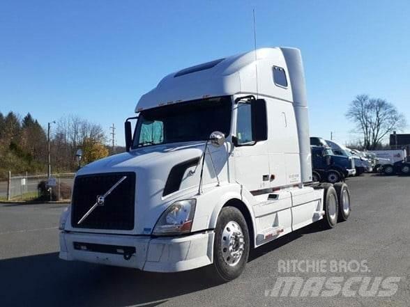 Volvo VNL64T670 트랙터 유닛