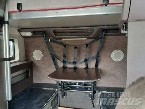 Volvo VNL64T780 트랙터 유닛
