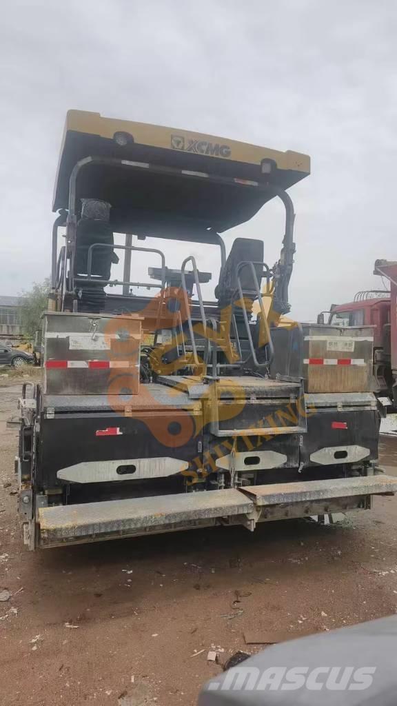 XCMG RP 903 아스팔트 포장장비