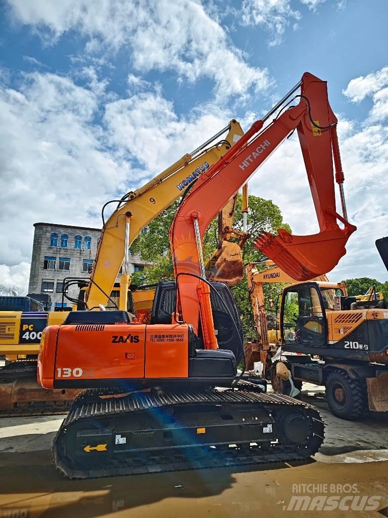Hitachi ZX 130 대형 굴삭기 29톤 이상
