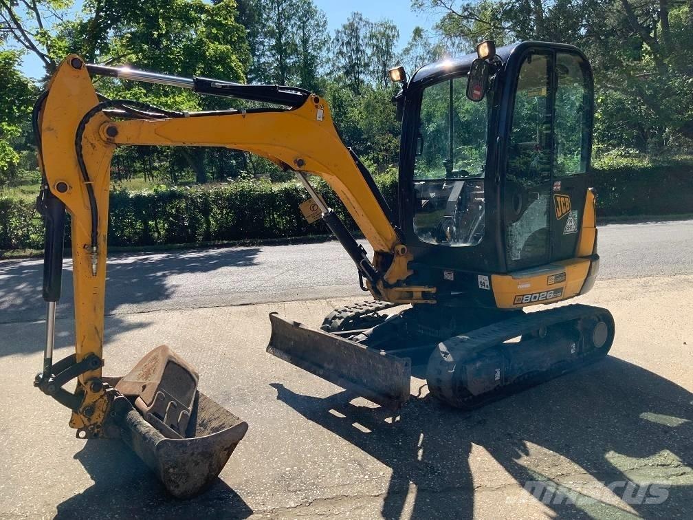 JCB 8026 CTS 소형 굴삭기 7톤 미만