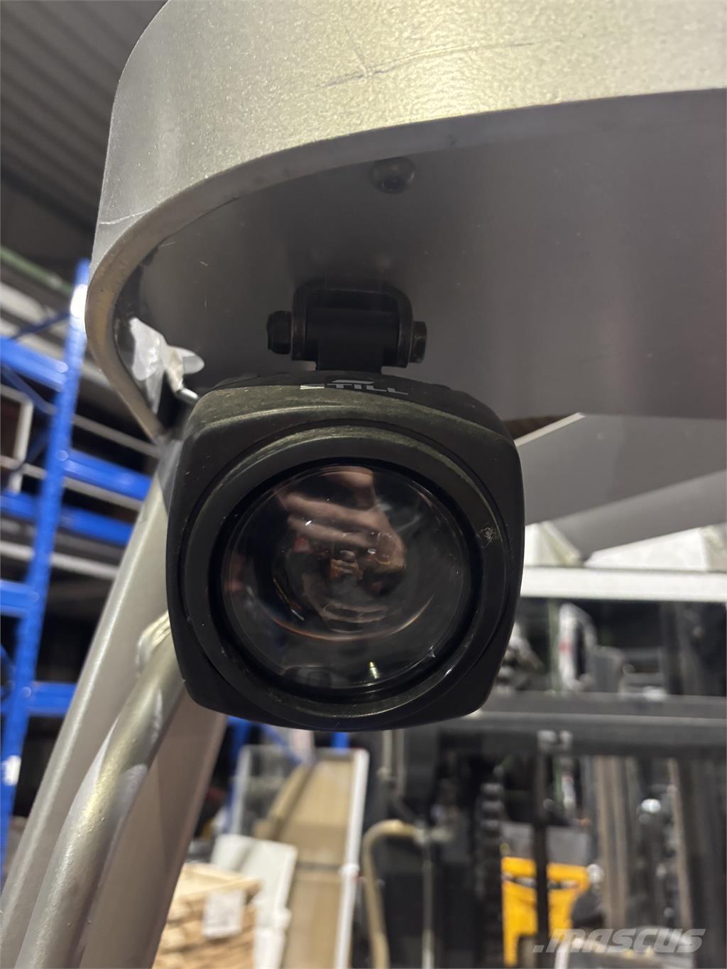 Still FM-X17 리치 트럭