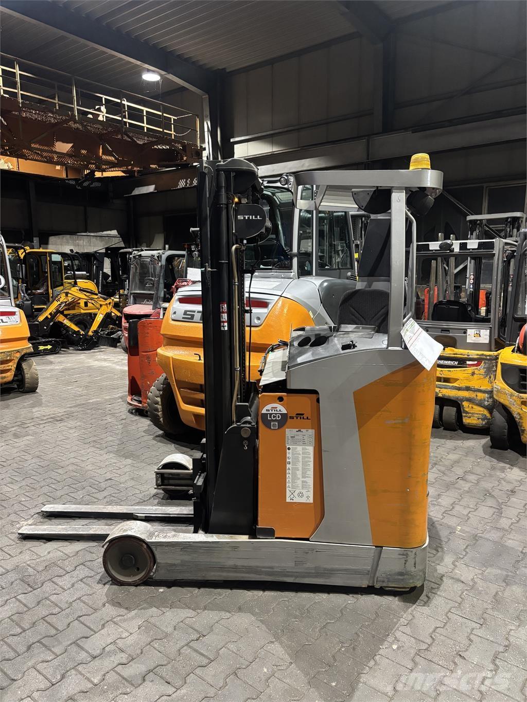 Still FM-X17 리치 트럭