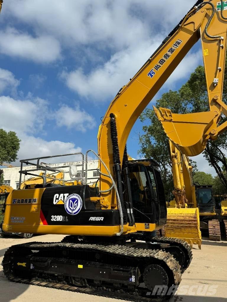 CAT CAT320D 대형 굴삭기 29톤 이상