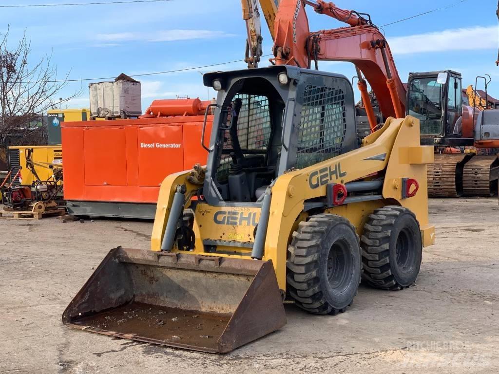 Gehl R 260  스키드로더