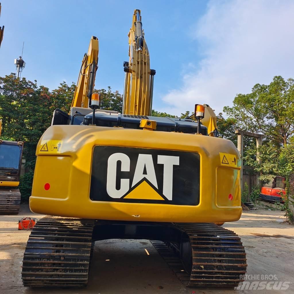 CAT 320D 대형 굴삭기 29톤 이상