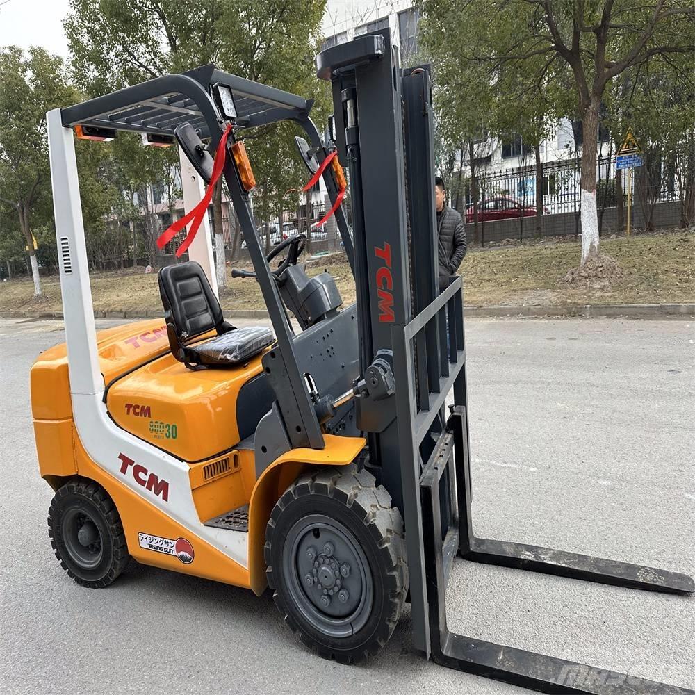 TCM FD30ZT 디젤 지게차