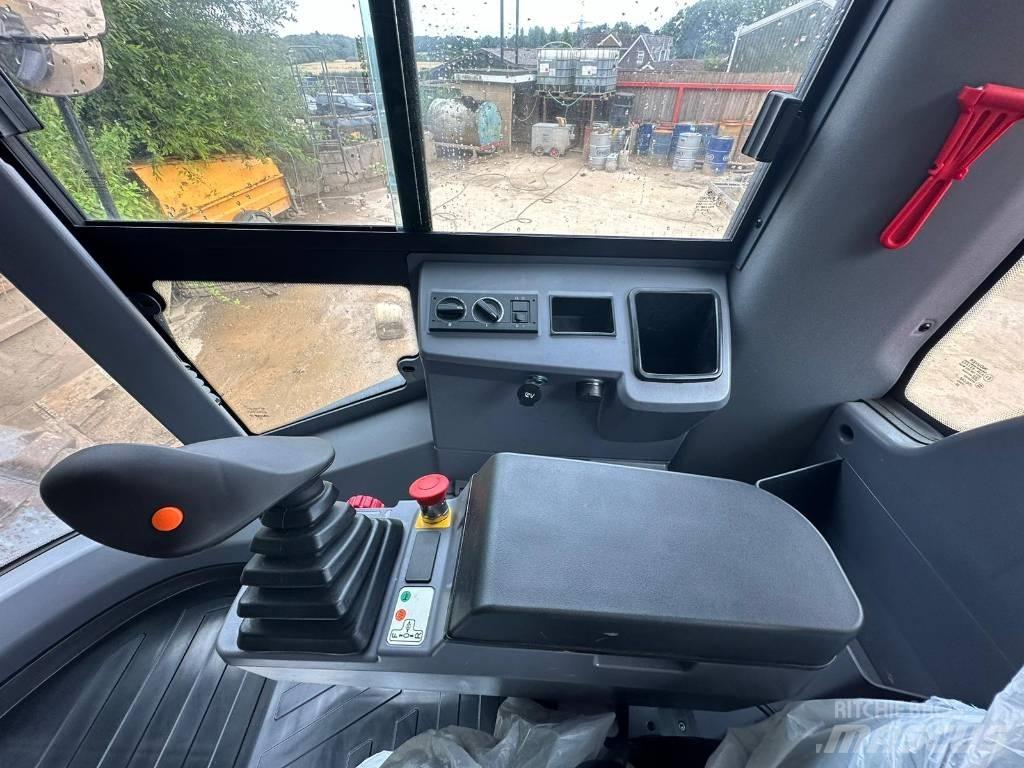 Hamm HC 130i 싱글 드럼 롤러