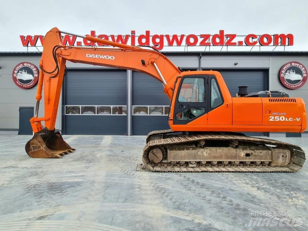 Daewoo SL 250LC-V 대형 굴삭기 29톤 이상