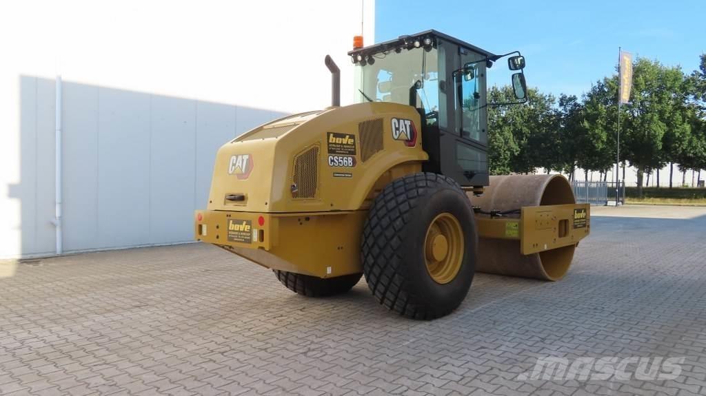 CAT CS 56 B 싱글 드럼 롤러