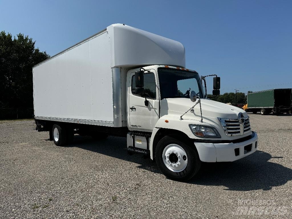 Hino 238 탑차 트럭