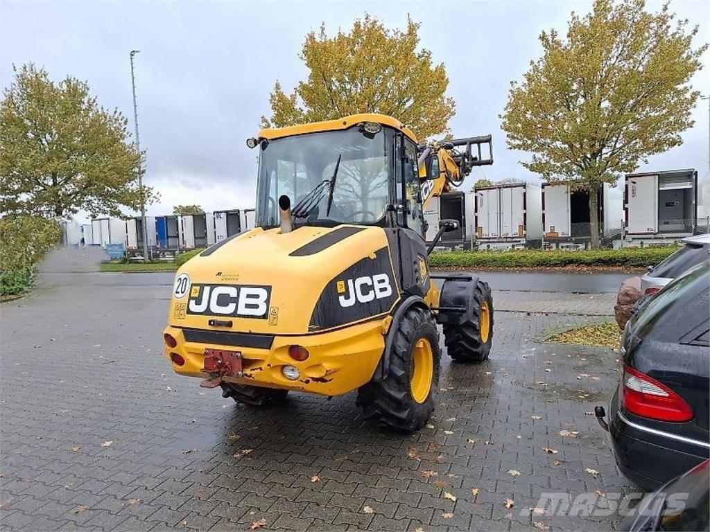 JCB TM 180 농업용 텔레 핸들러