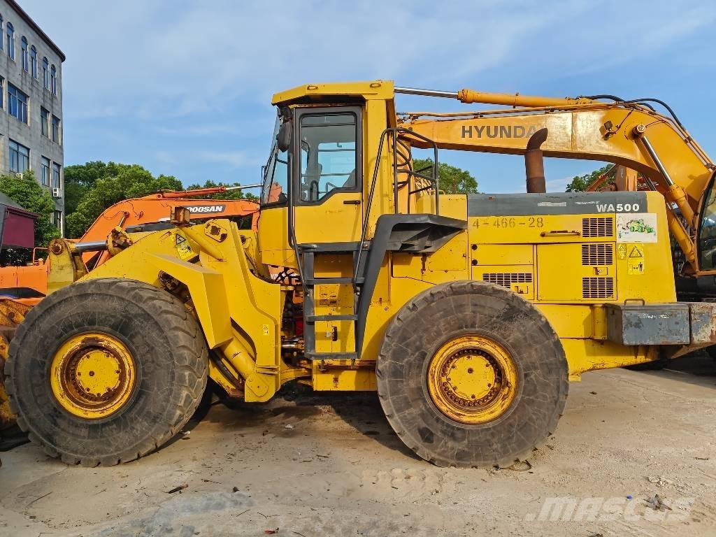 Komatsu WA 500  휠로우더