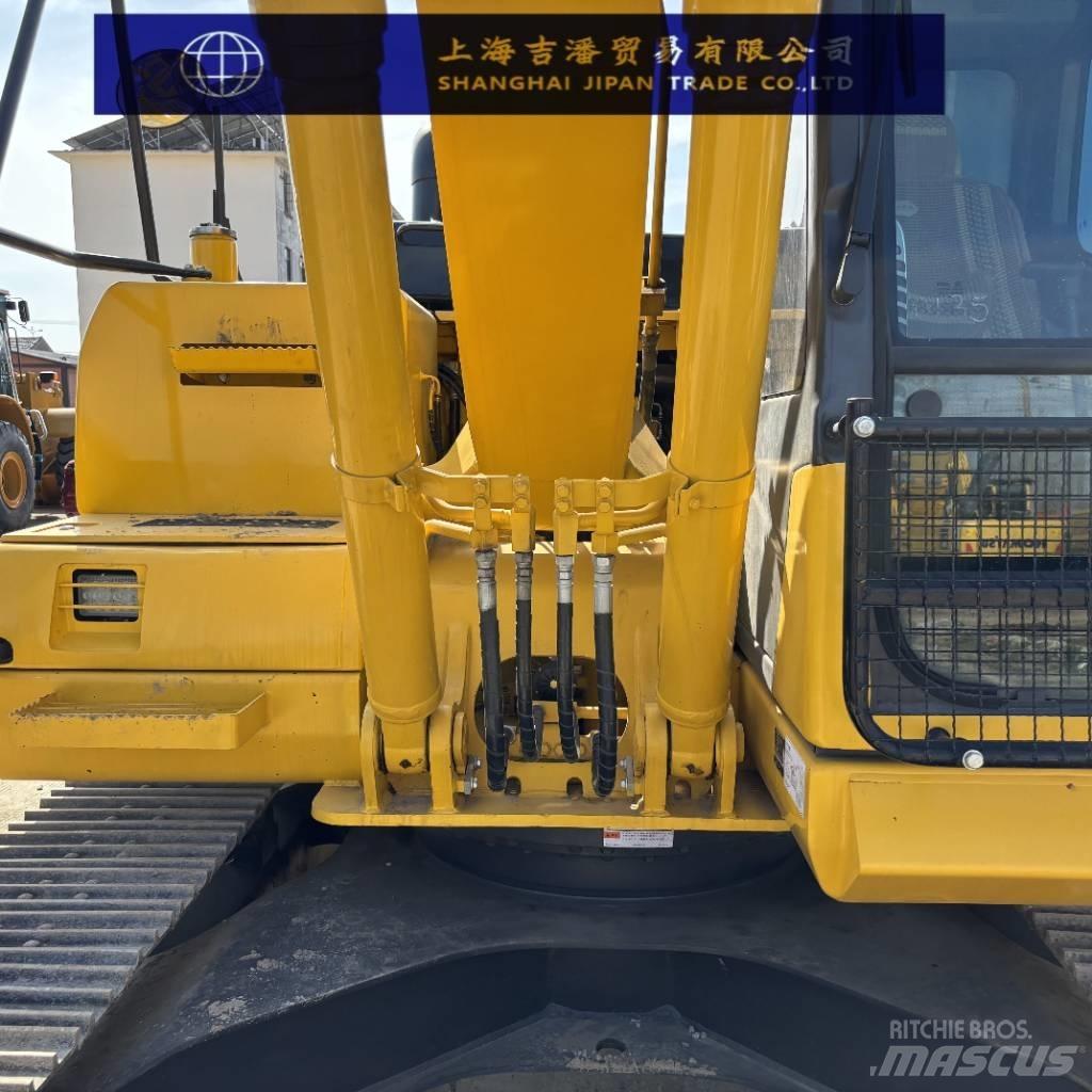 Komatsu PC 130 중형굴삭기 7톤-28톤
