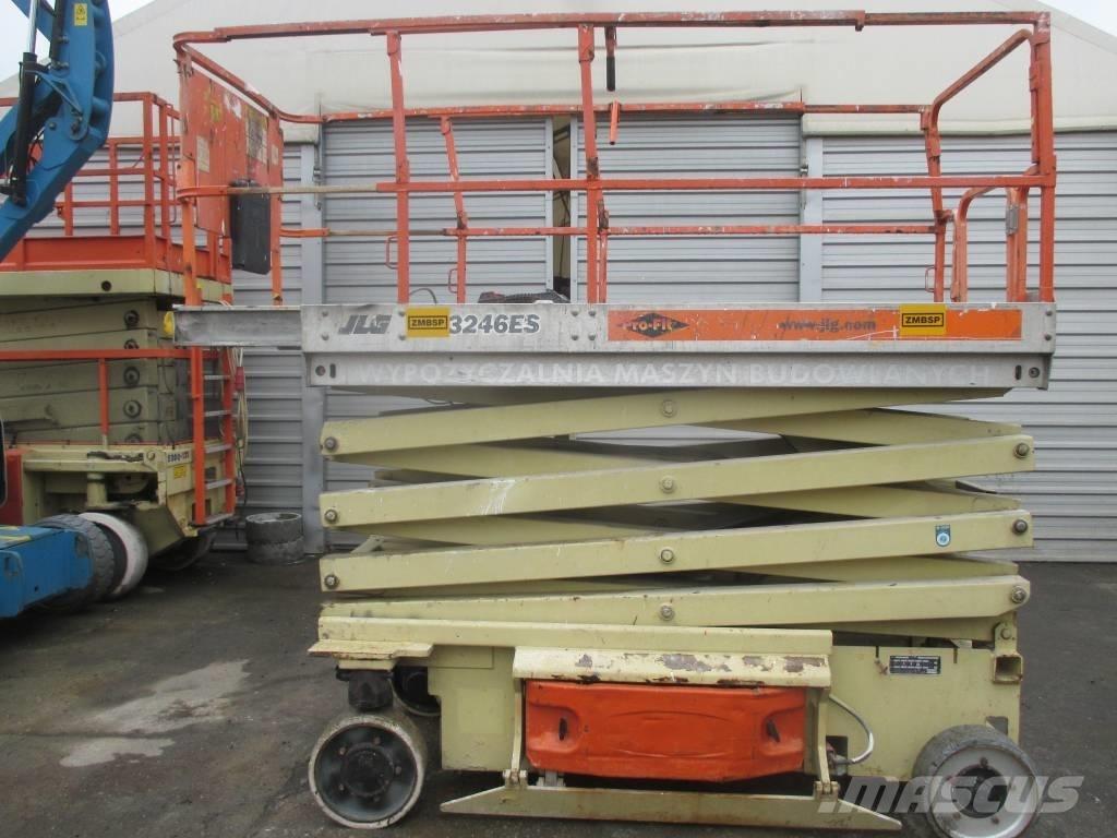 JLG 3246 ES 가위형 리프트