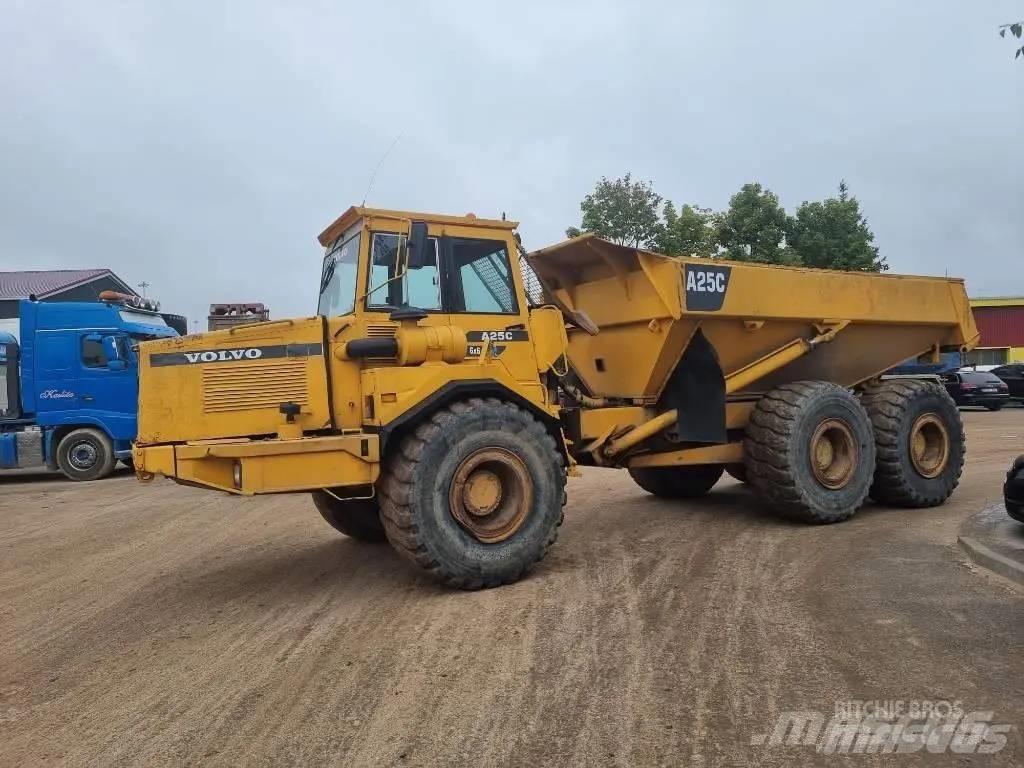 Volvo A 25 C 6X6 연결식 홀러