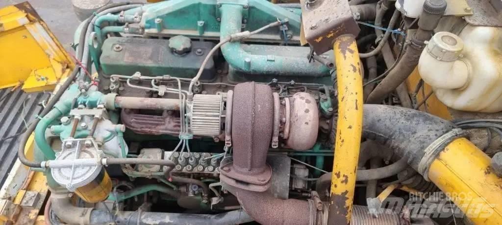 Volvo A 25 C 6X6 연결식 홀러