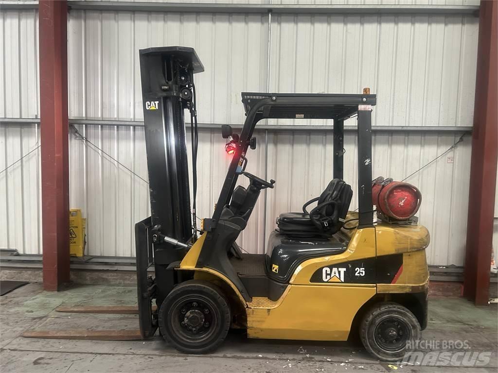 CAT GP25NT LPG 지게차