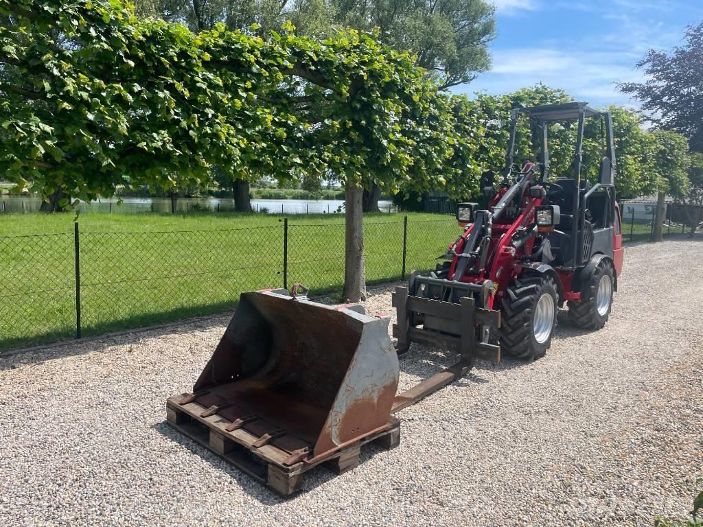 Weidemann 1260  휠로우더