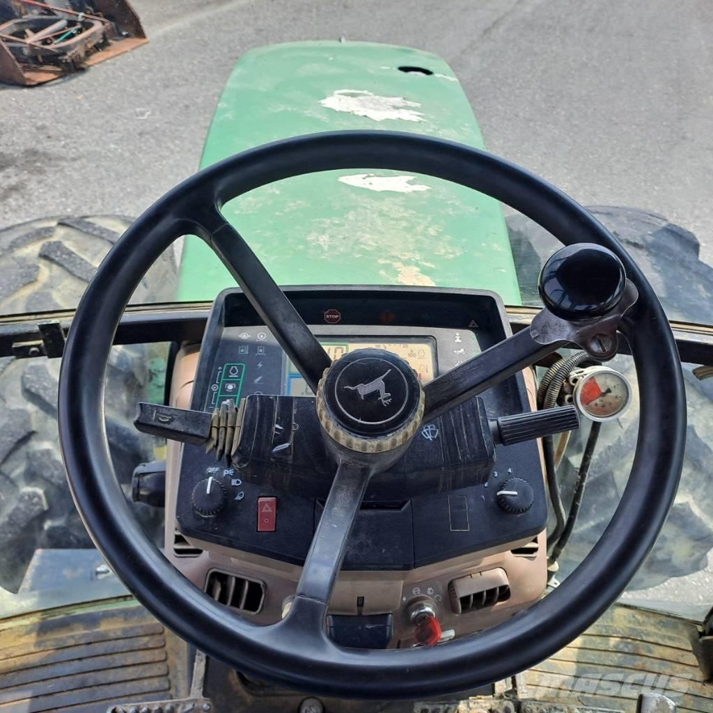 John Deere 7800 트랙터
