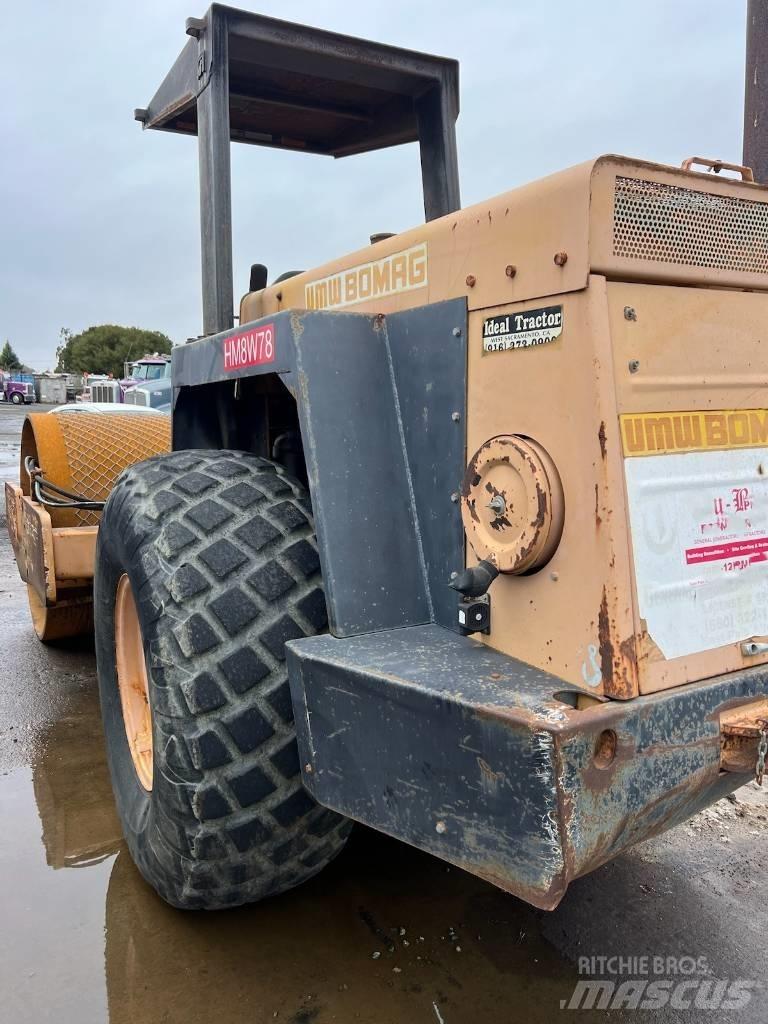 Bomag BW212D-2 싱글 드럼 롤러