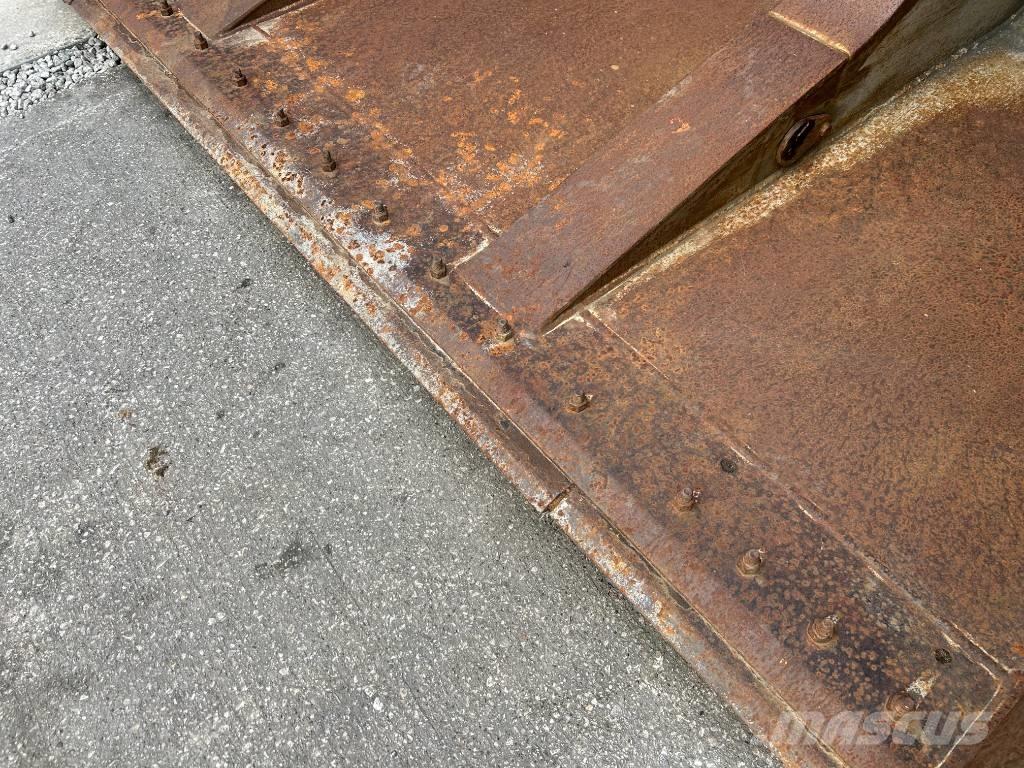 Volvo Toe Tip Bucket  휠로우더