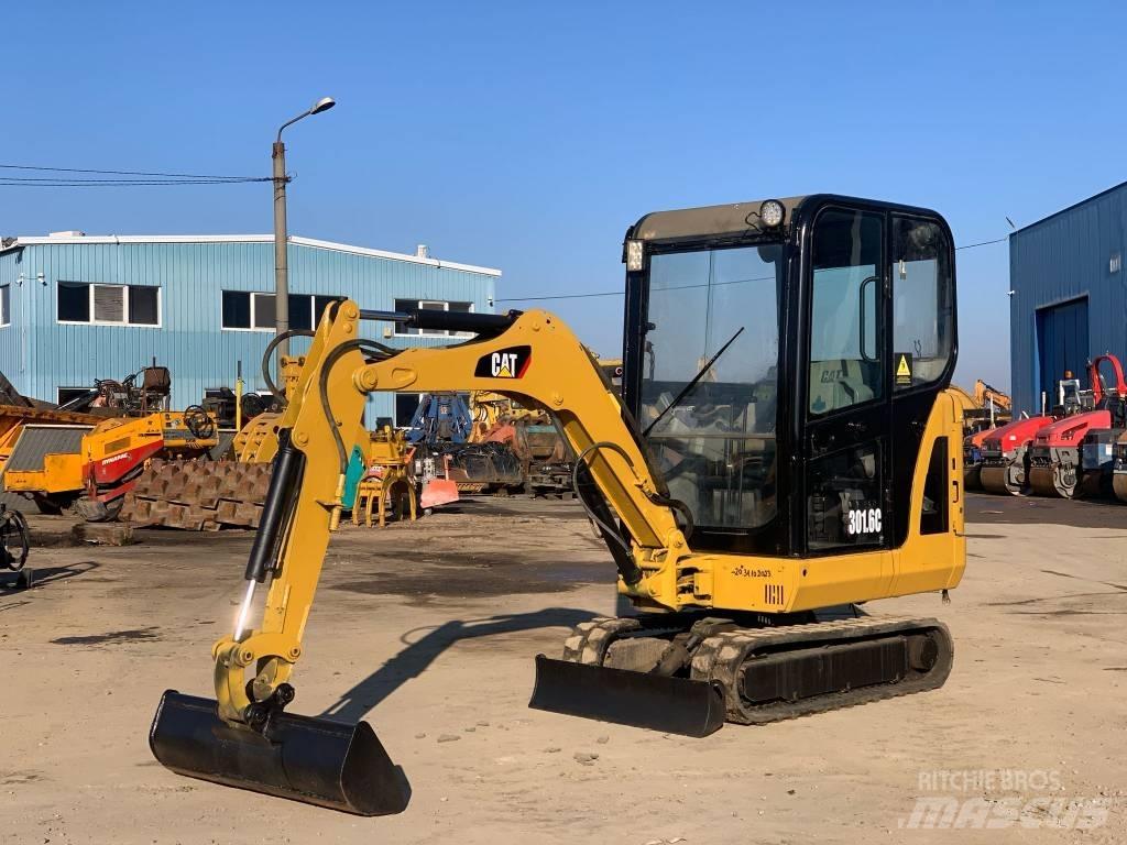CAT 301.6C 소형 굴삭기 7톤 미만