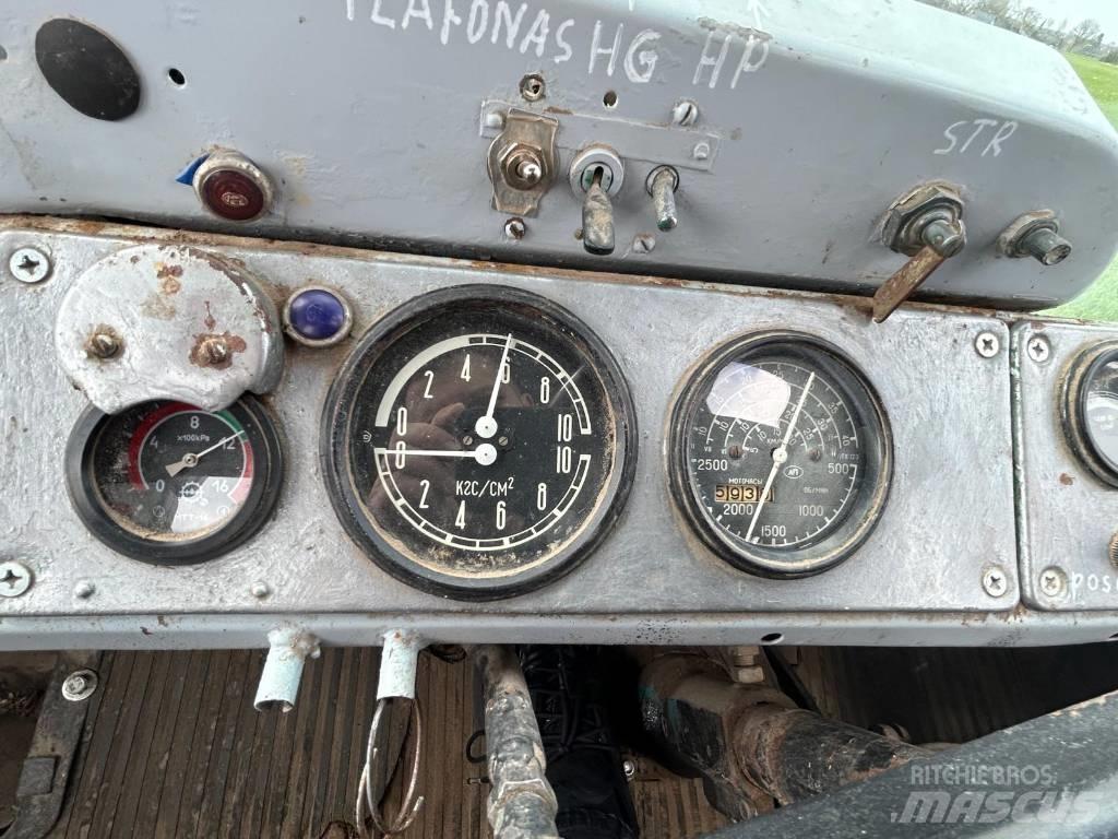 Chtz T150-K 트랙터