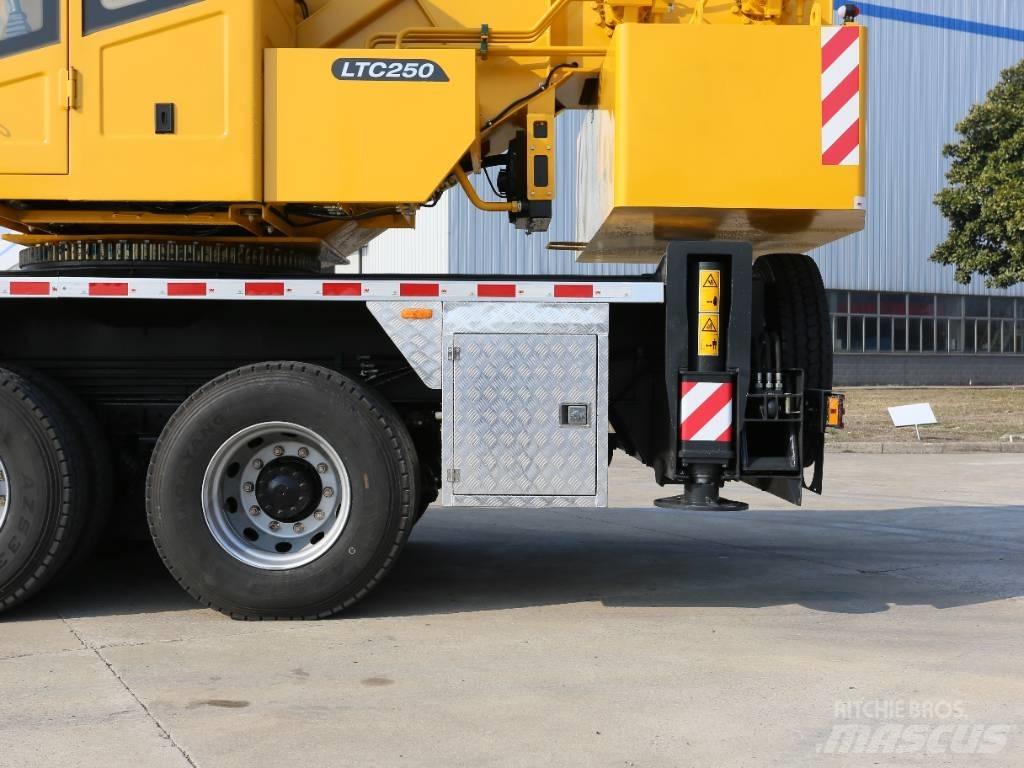 LiuGong LTC250V5 A/T 크레인