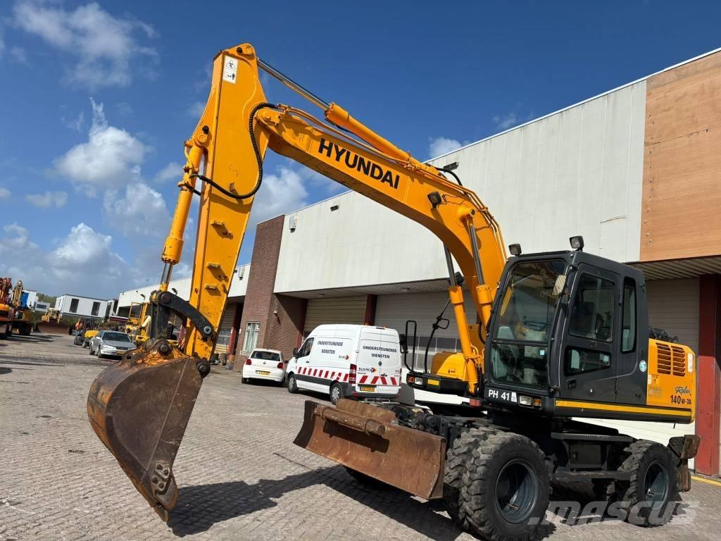Hyundai 140W-7A  휠 굴삭기